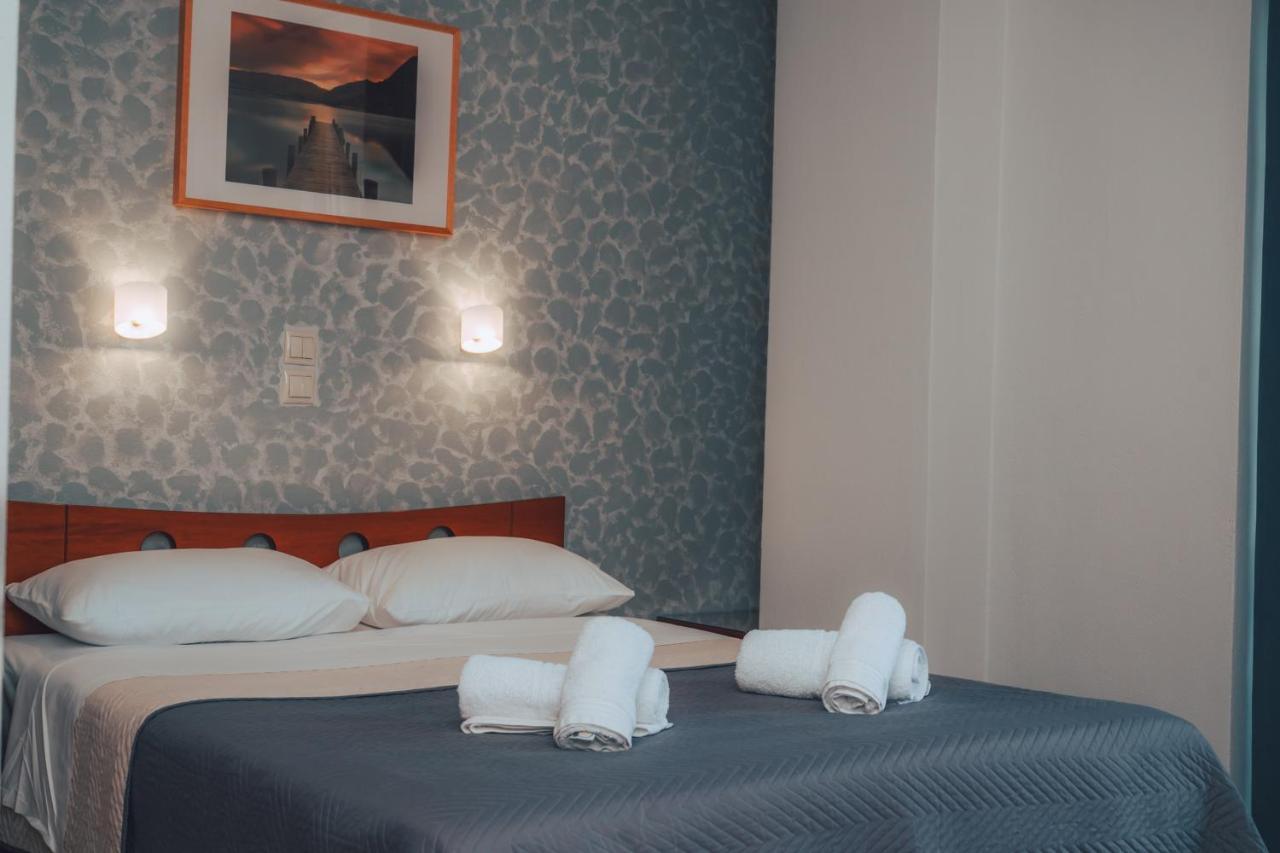 Dionysos Rooms Olympiakí Aktí Exteriör bild