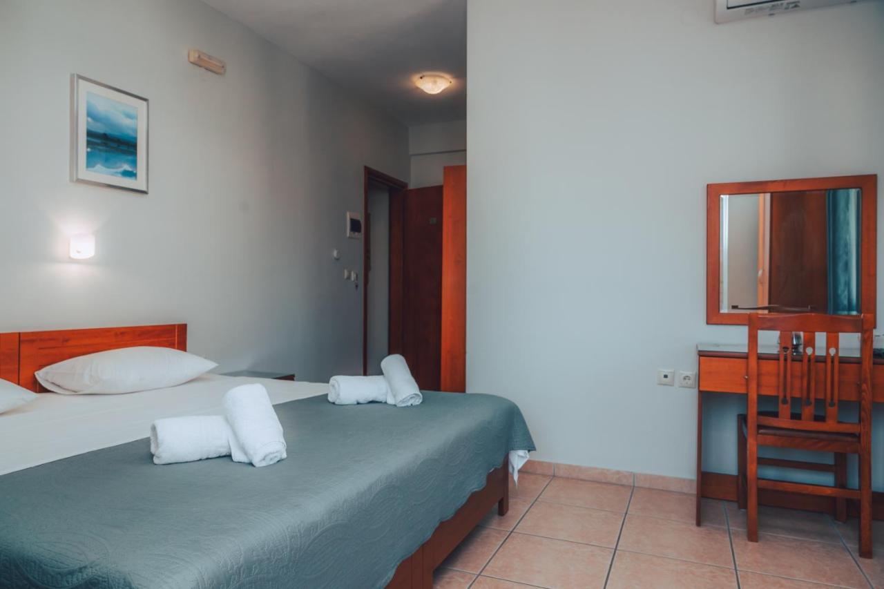 Dionysos Rooms Olympiakí Aktí Exteriör bild