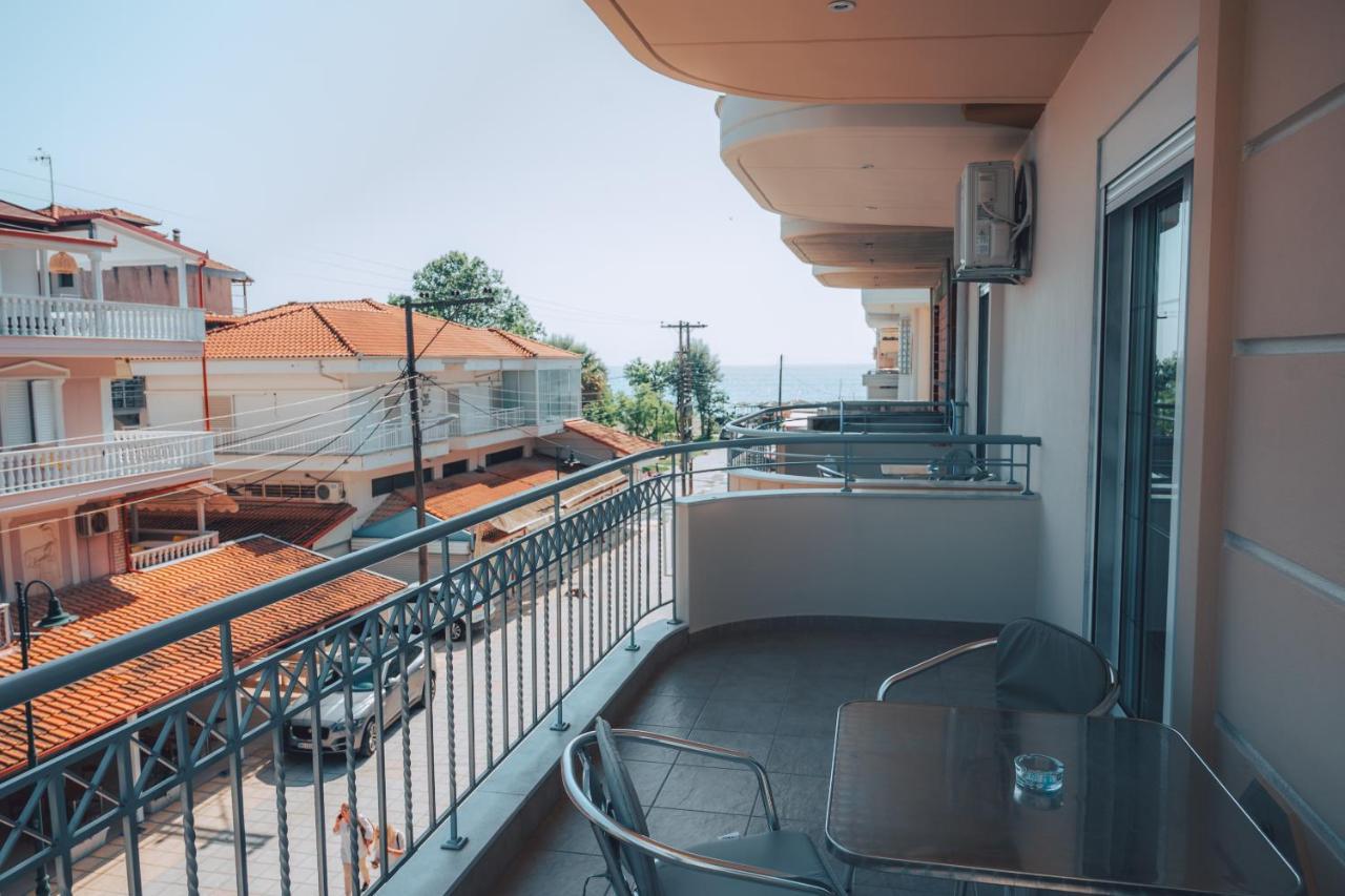 Dionysos Rooms Olympiakí Aktí Exteriör bild